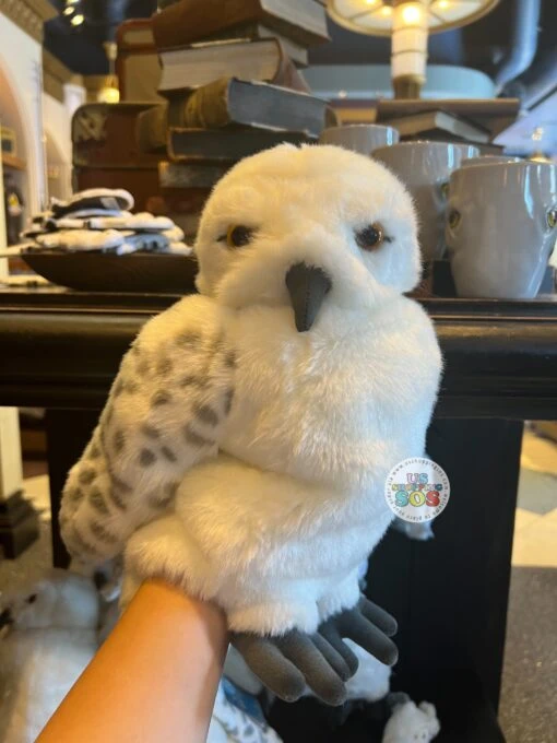 Universal Studios - The Wizarding World Of Harry Potter - Harry Potter’s Owl Hedwig Turn Head Puppet Plush Toy