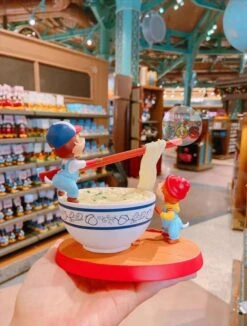 SHDL - Mickey & Friends Travel Shanghai Disneyland Collection - Decoration Figure X Chip & Dale With Noodles -Disney WhatsAppImage2020 11 09at4.23.31PM 10 d9812265 0576 4e36 9e20 9f2e316dd67b