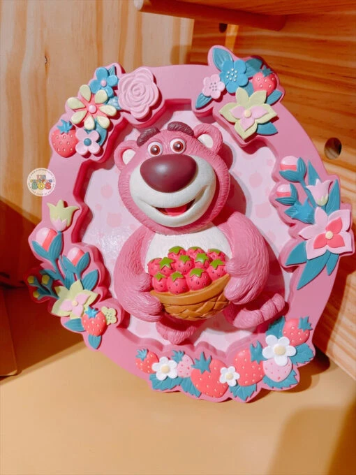 SHDL - "2023 Lotso Home Collection" X Ornament Frame