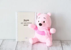 Other Japan FamilyMart Store Exclusive - Disney Winnie The Pooh Plush Keychain Box Set